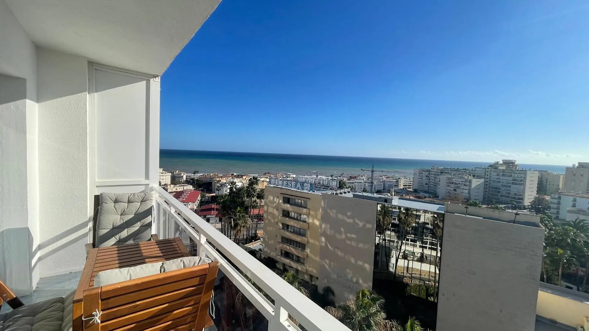 Calafate Carihuela Apartment Torremolinos